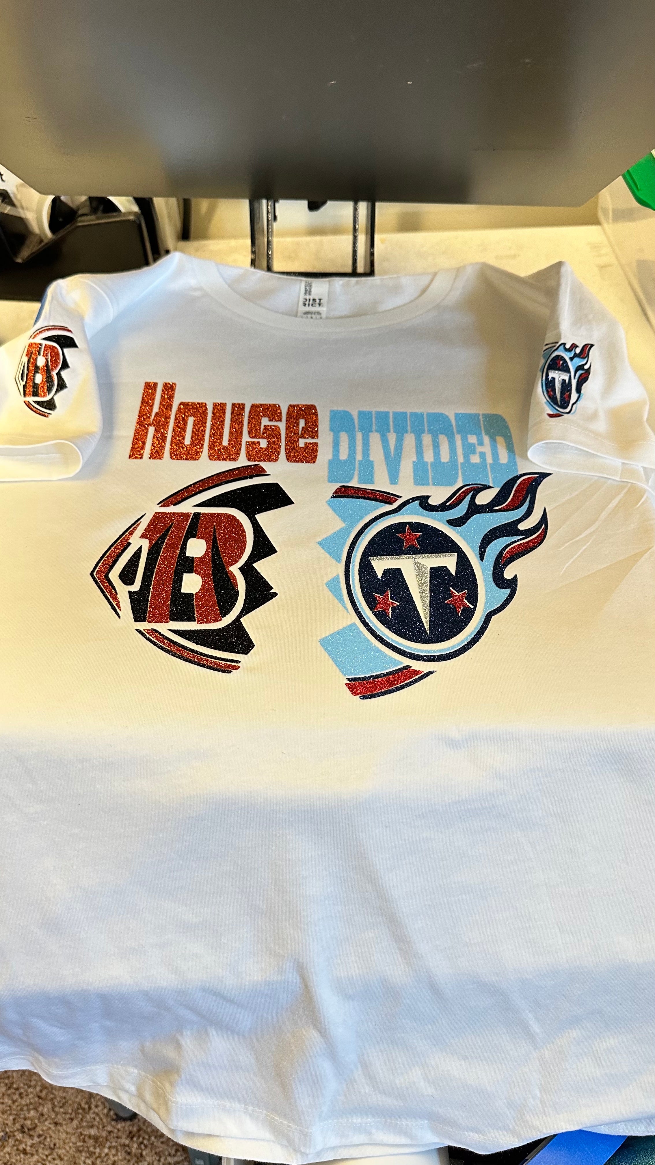 House Divided 32 NFL TEAMS