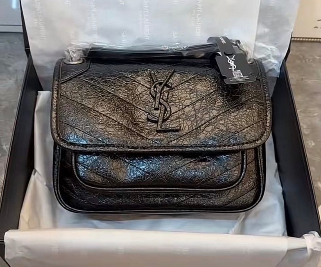 Why Es El Me Bag