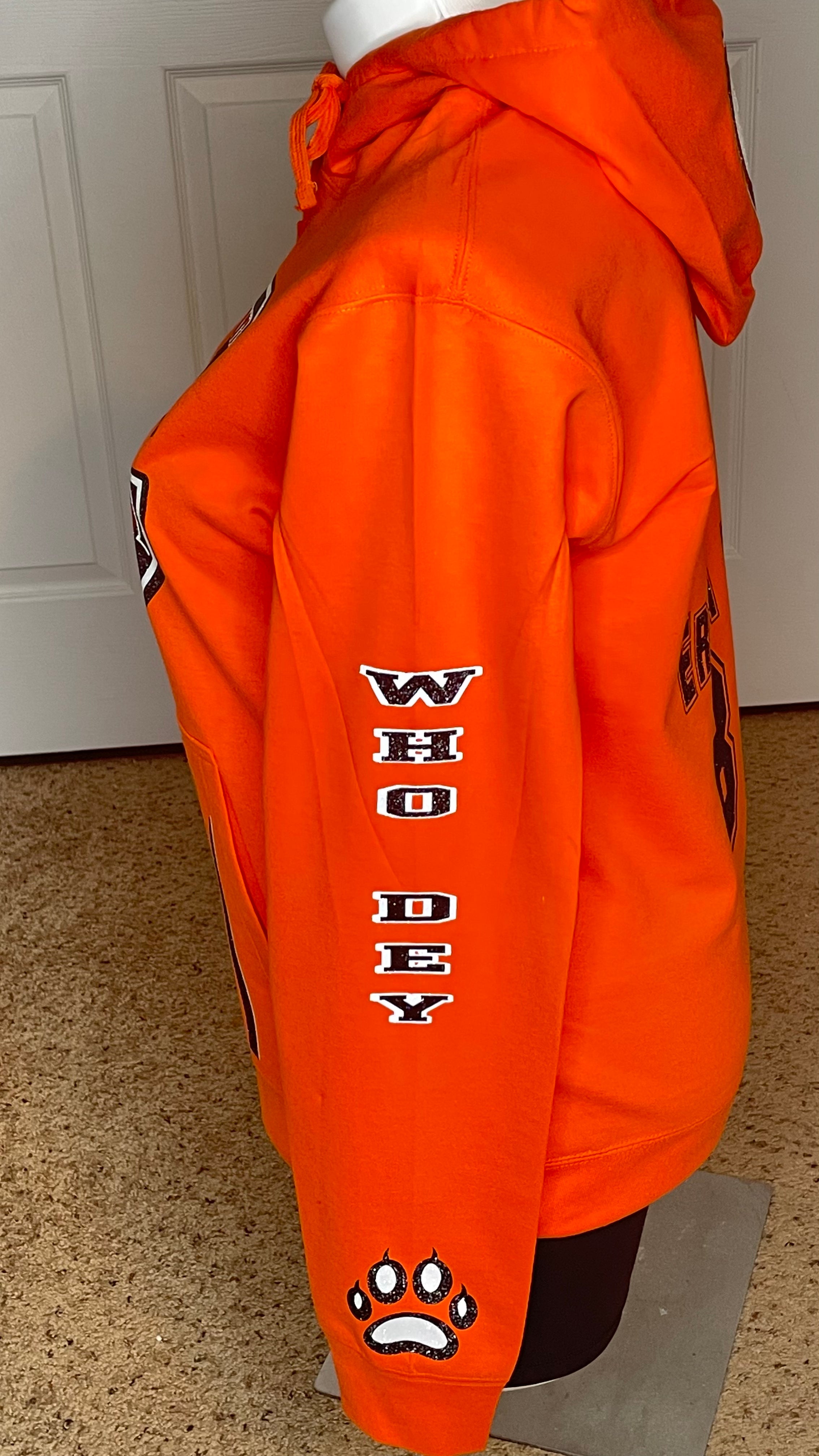 The Bengal C Hoodie or long sleeve shirt